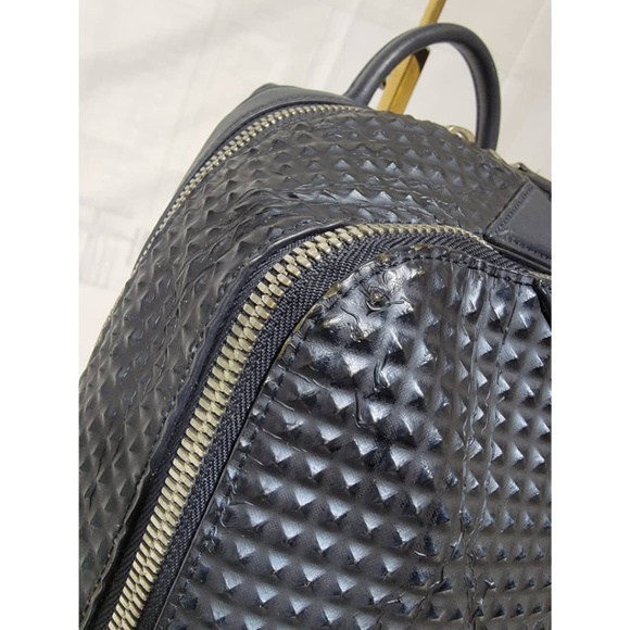 Authentic MCM Backpack Duke Luxus Deep Navy Blue - Picture 13 of 16